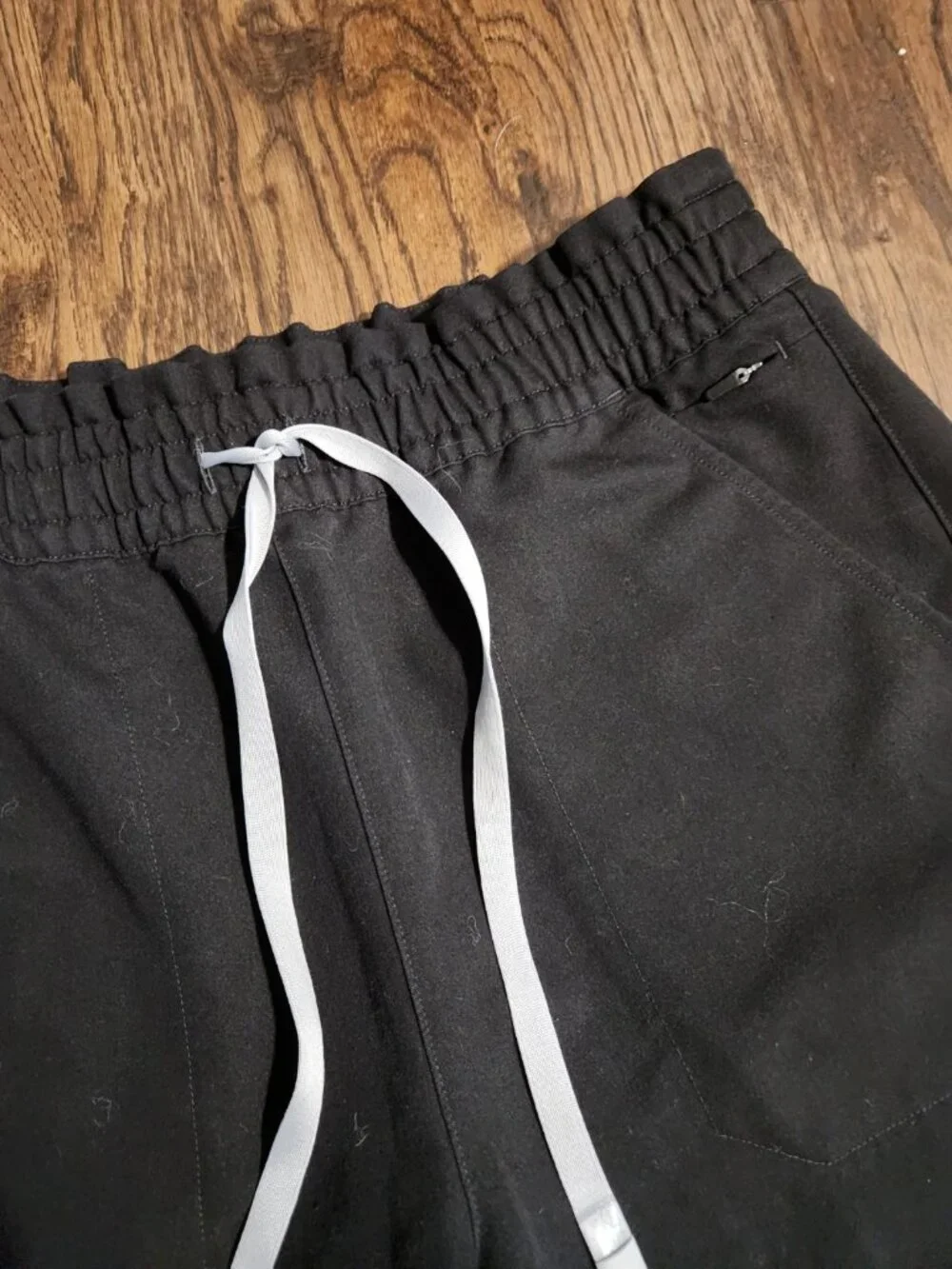 FIGS Men’s Technical Collection Elastic Waist Drawstring Black Scrub Pants LT